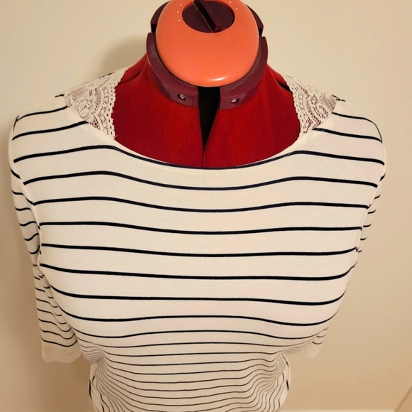 French Dressing Jeans Striped 3/4 Sleeve Ruched Dressy Shirt | Size M - Picture 9 of 9